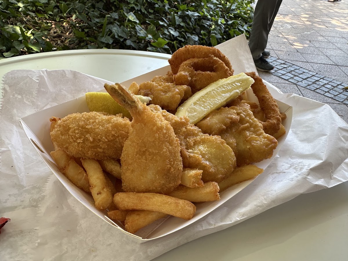 Fish At The Bay Photos 2